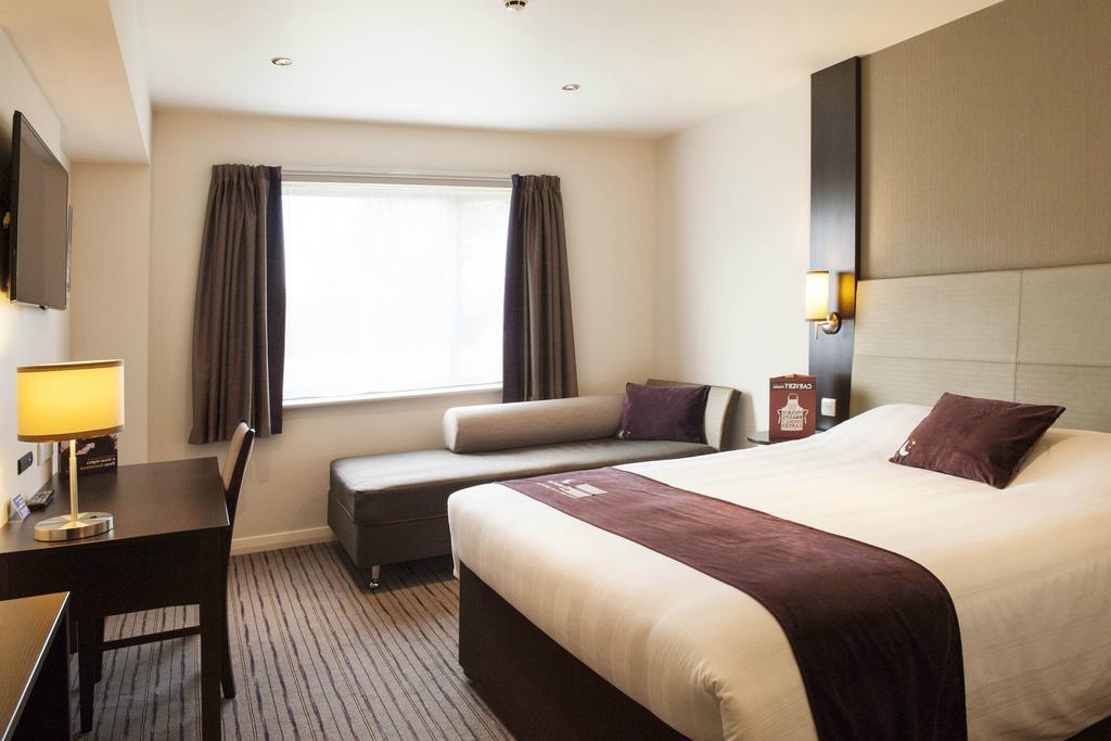 Premier Inn Stirling City Centre Eksteriør billede